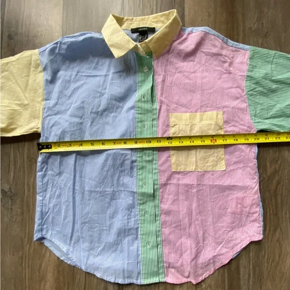 Forever 21 Collared Button Down Top - Picture 5 of 5